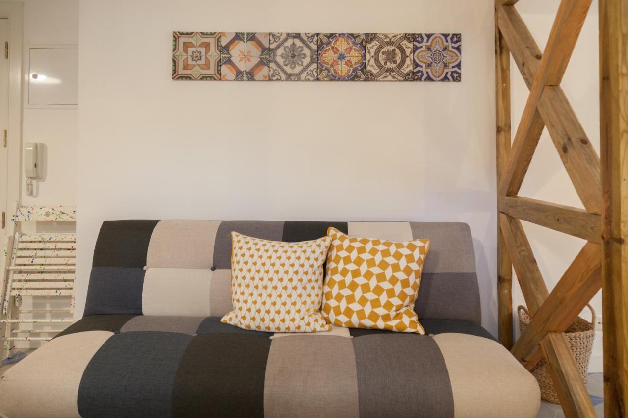 Flh Santa Catarina Typical Studio Lisbon Bagian luar foto
