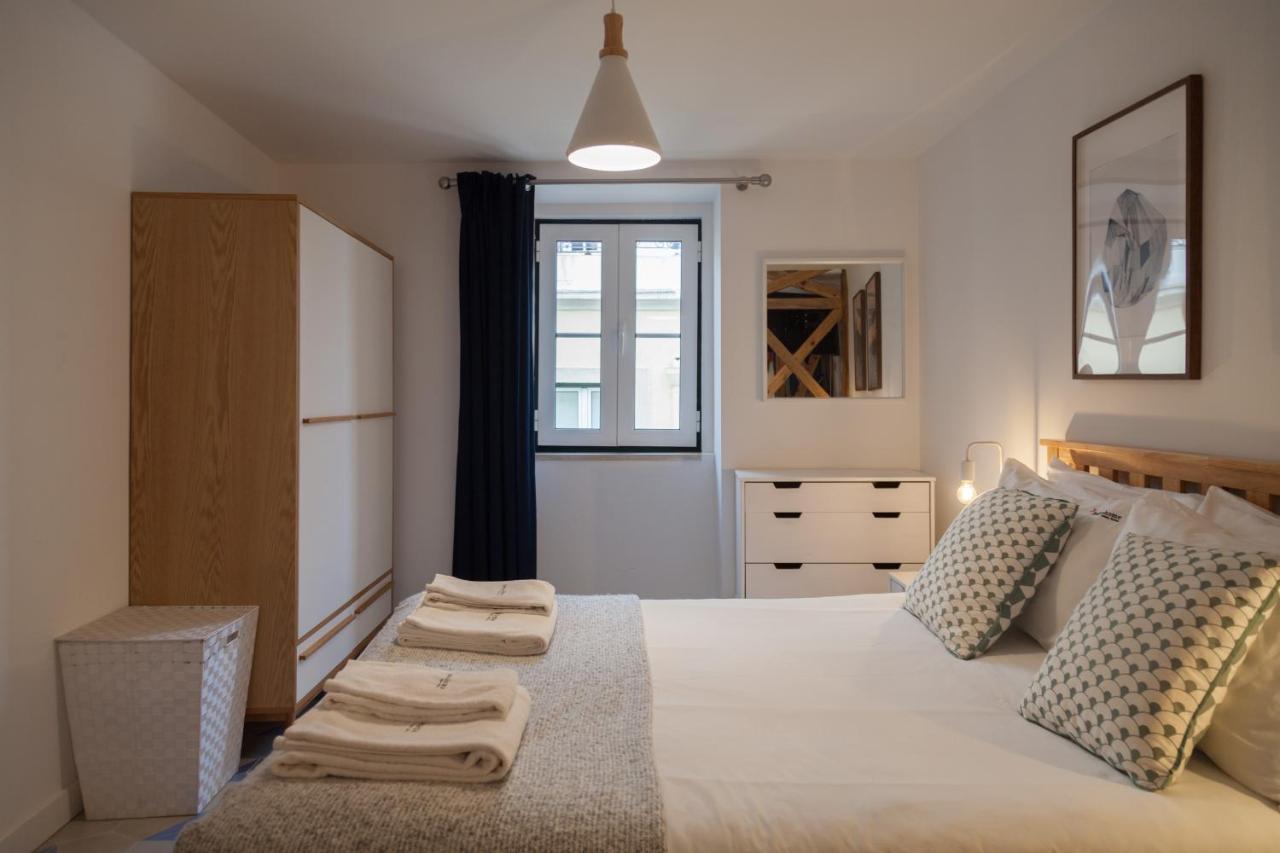 Flh Santa Catarina Typical Studio Lisbon Bagian luar foto